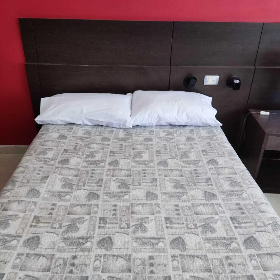 Obelisco Apart Hotel บัวโนสไอเรส ภายนอก รูปภาพ